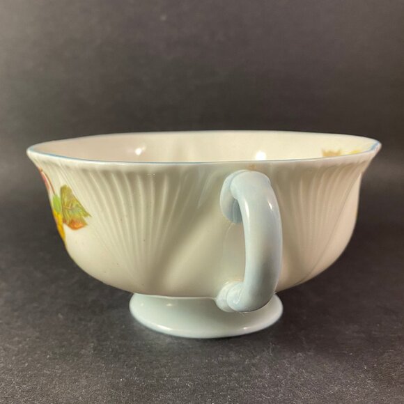 Vintage Shelley Bone China Footed Cream Soup Bowl Begonia pattern - Picture 4 of 6